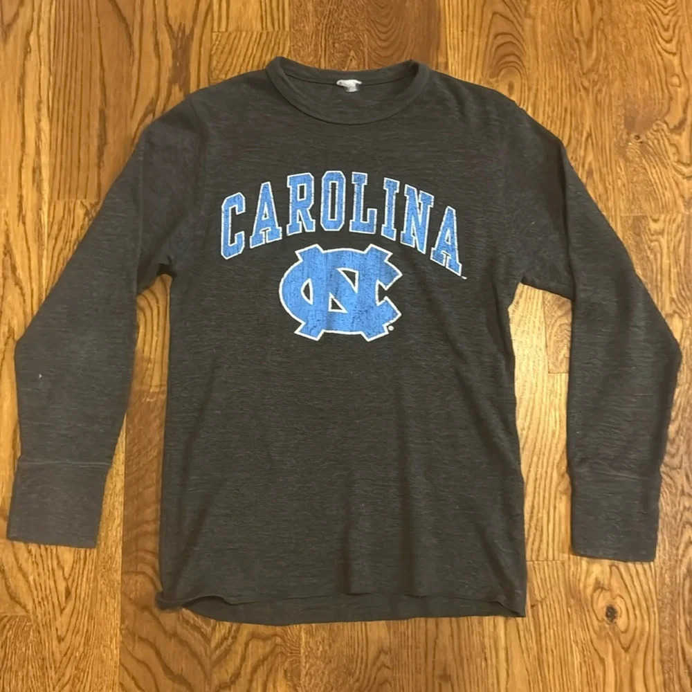 Men’s Vintage UNC Grey Long Sleeve Shirt
